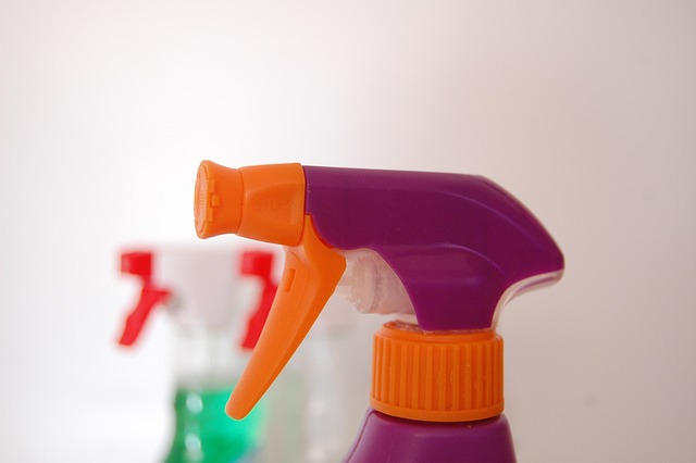 Profesjonalne środki czystości – warto inwestować w dedykowane produkty?